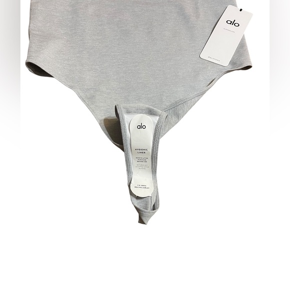 Alo Airbrush Hotshot Bodysuit Size Large New High Cut Square Neck Stretch - Picture 8 of 9